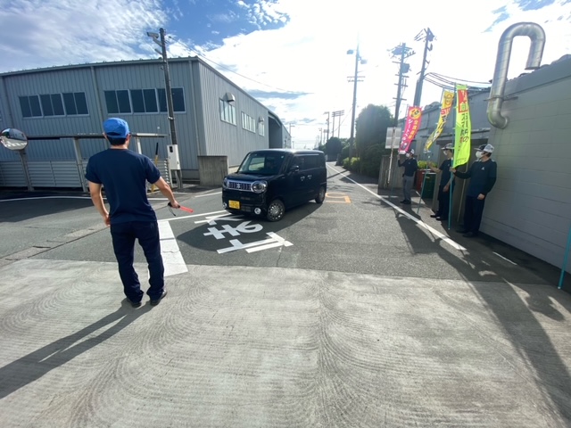 夏の交通安全立哨活動